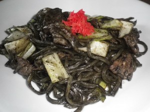 【107エイトプリンス】東村山黒焼きそば