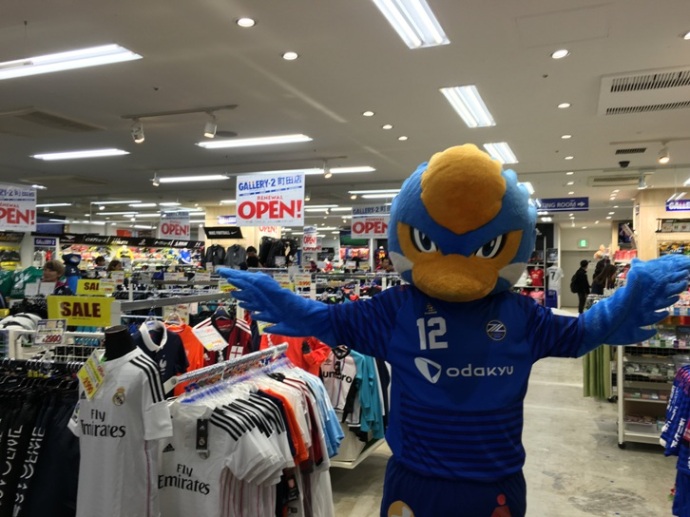 ゼルビーがgallery 2町田店リニューアルオープン初日に行ってきました Fc町田ゼルビア オフィシャルサイト ゼルビーがgallery 2町田店リニューアルオープン初日に行ってきました Fc町田ゼルビア オフィシャルサイト