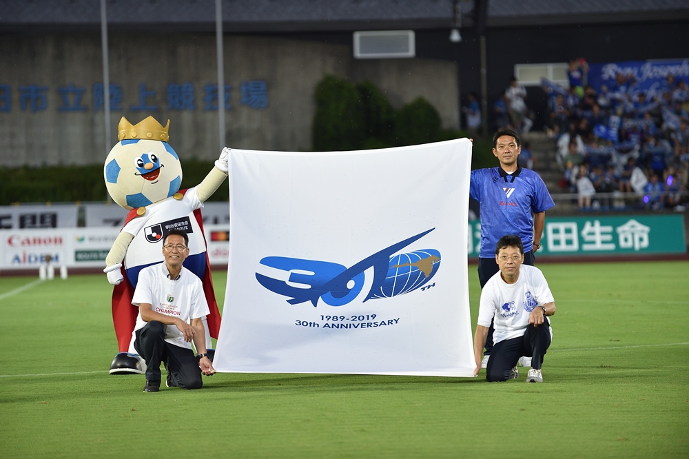 フォトギャラリー【試合版】：明治安田生命Ｊ２リーグ第30節『首都圏バトル5 -王の帰還-』vsジェフユナイテッド千葉