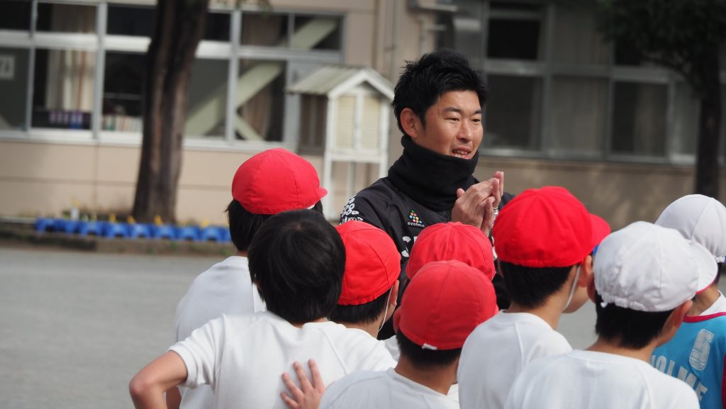 土岐田スクールコーチが町田市立忠生小学校で キャリア教育授業 を行いました Fc町田ゼルビア オフィシャルサイト