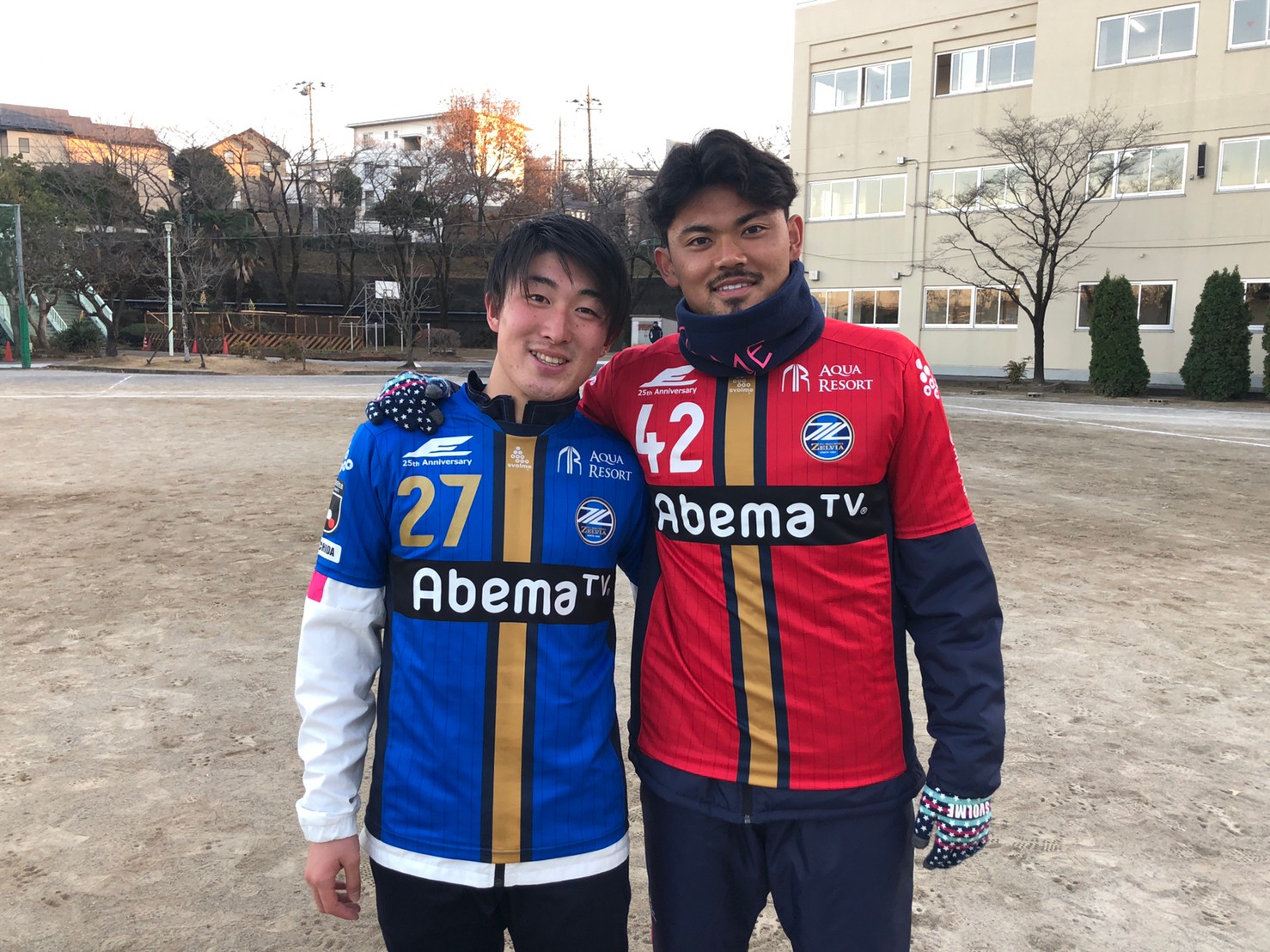 福井選手･晴山選手が町田市立真光寺中学校でサッカー部と練習を行いました！