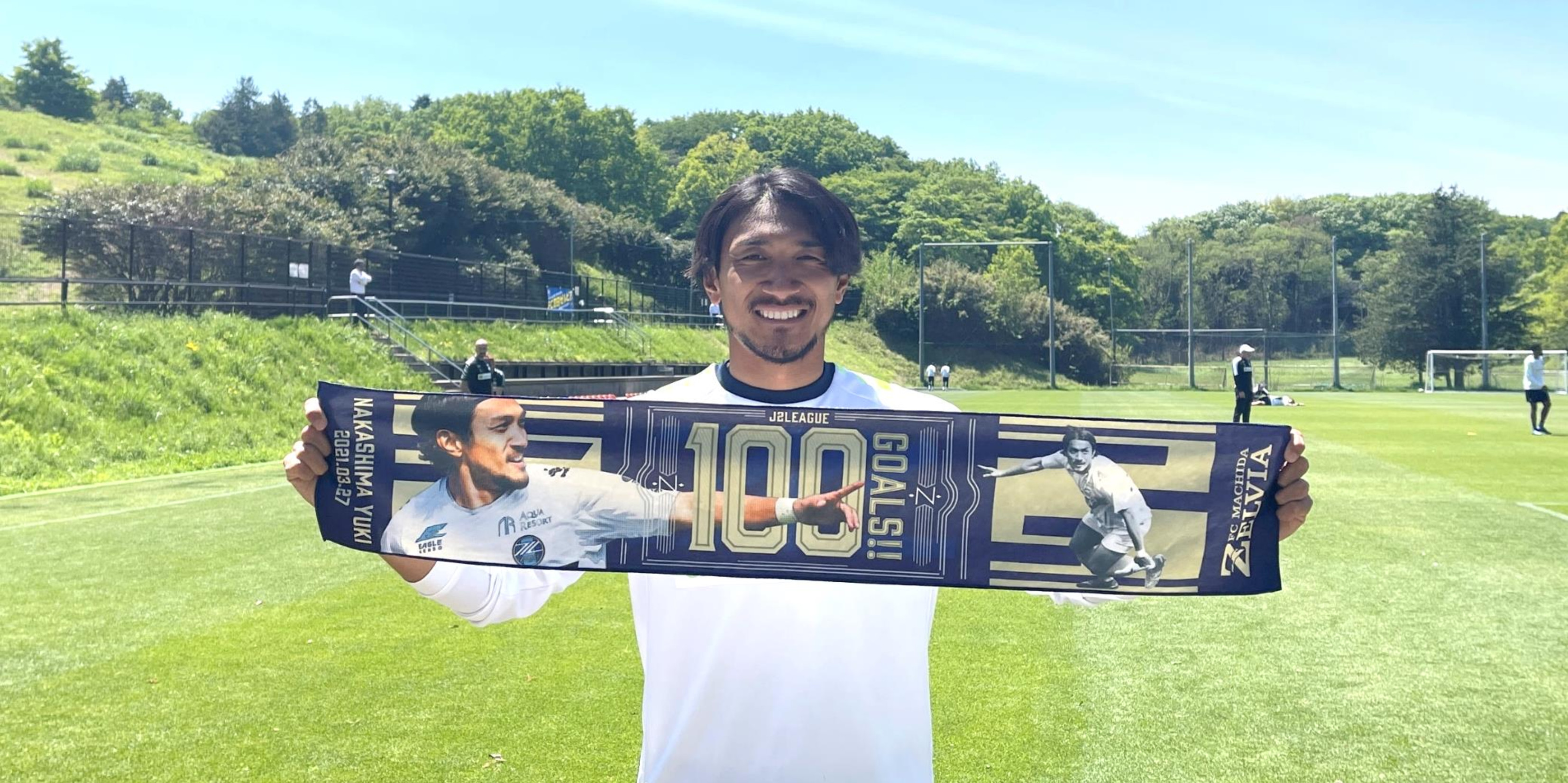 【中島裕希選手Ｊ２リーグ通算100ゴール達成記念グッズ】販売開始