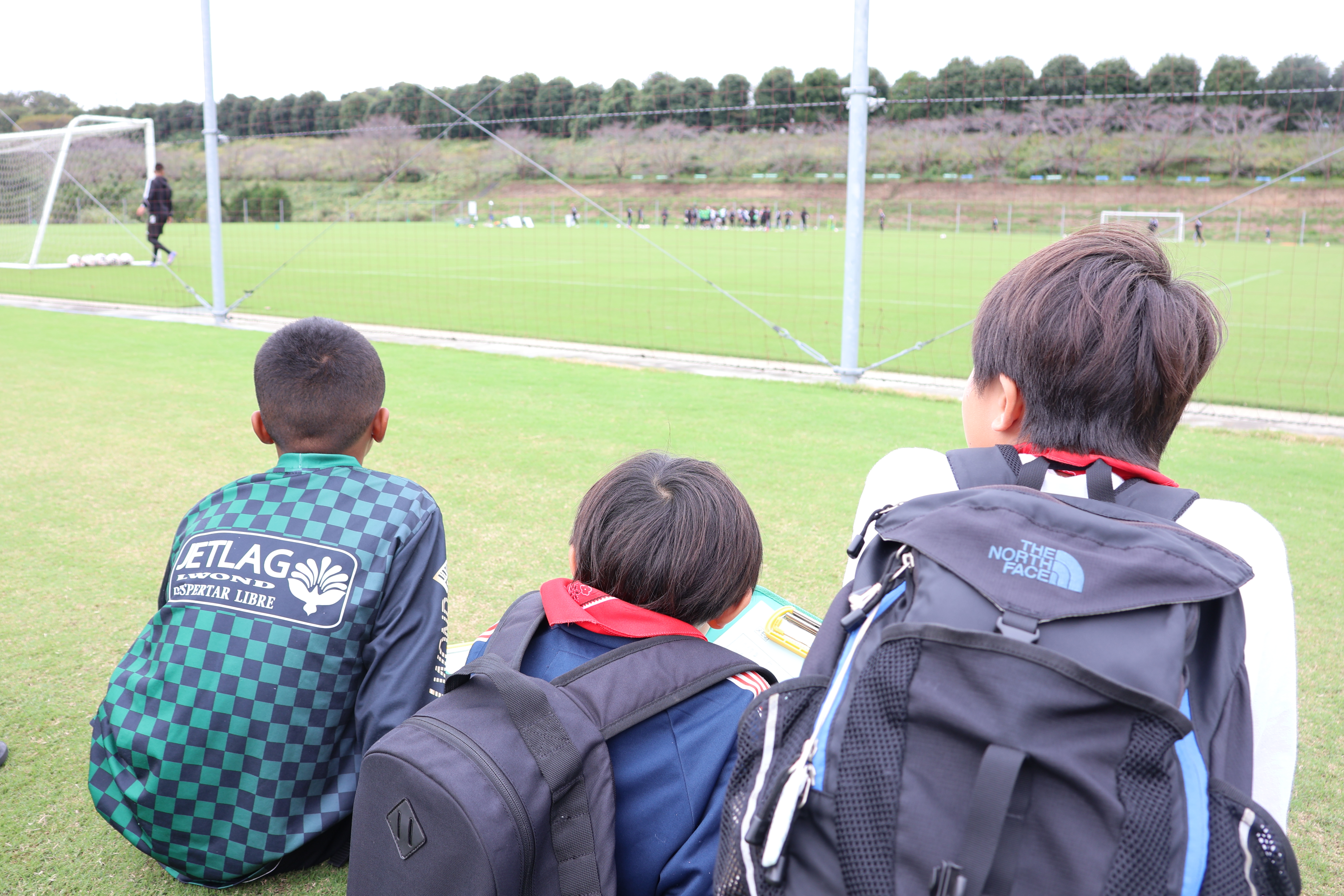 【活動報告】鶴川第四小学校の子どもたちがクラブハウスを見学!