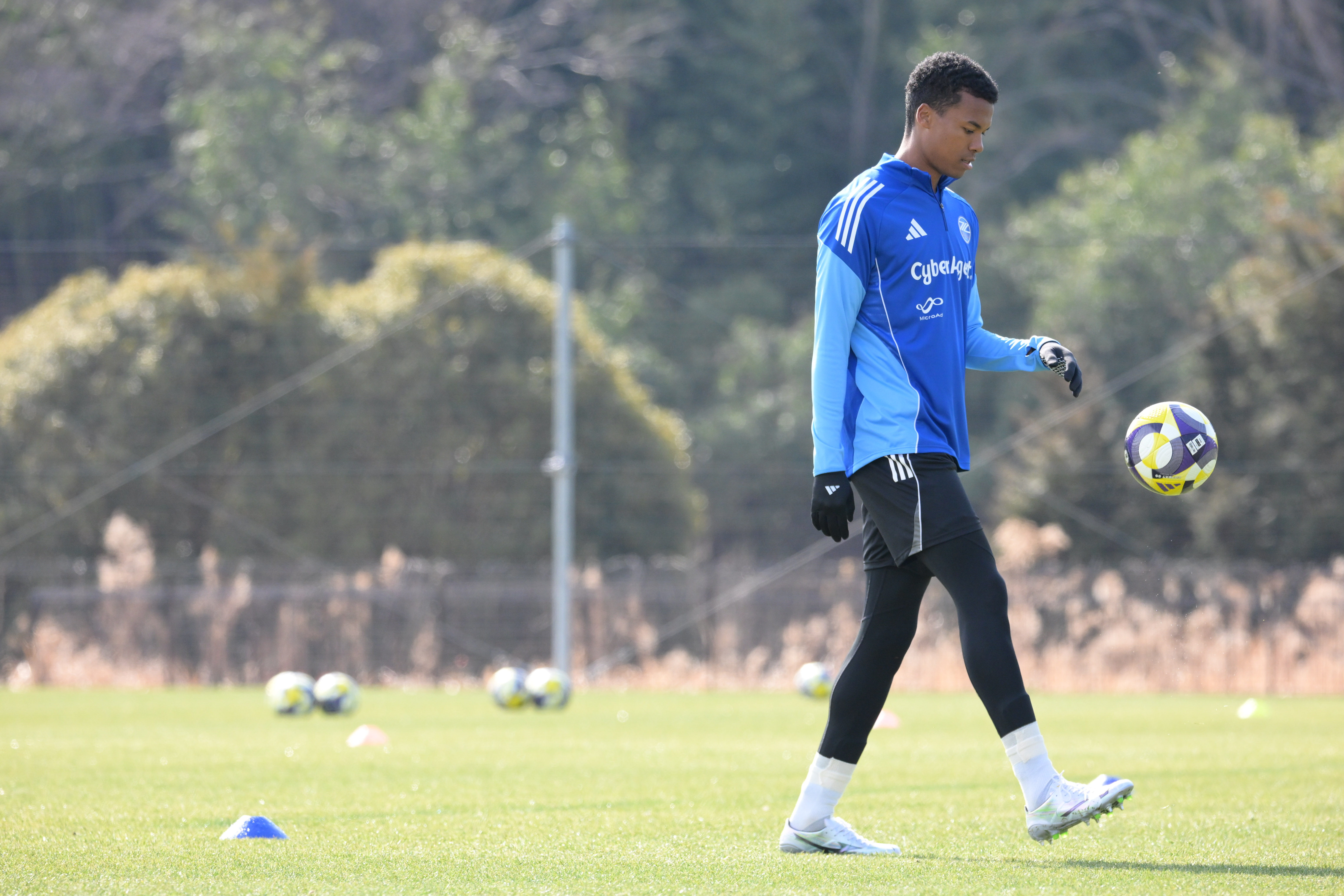 望月ヘンリー海輝選手 「ELGOLAZO web」掲載のお知らせ