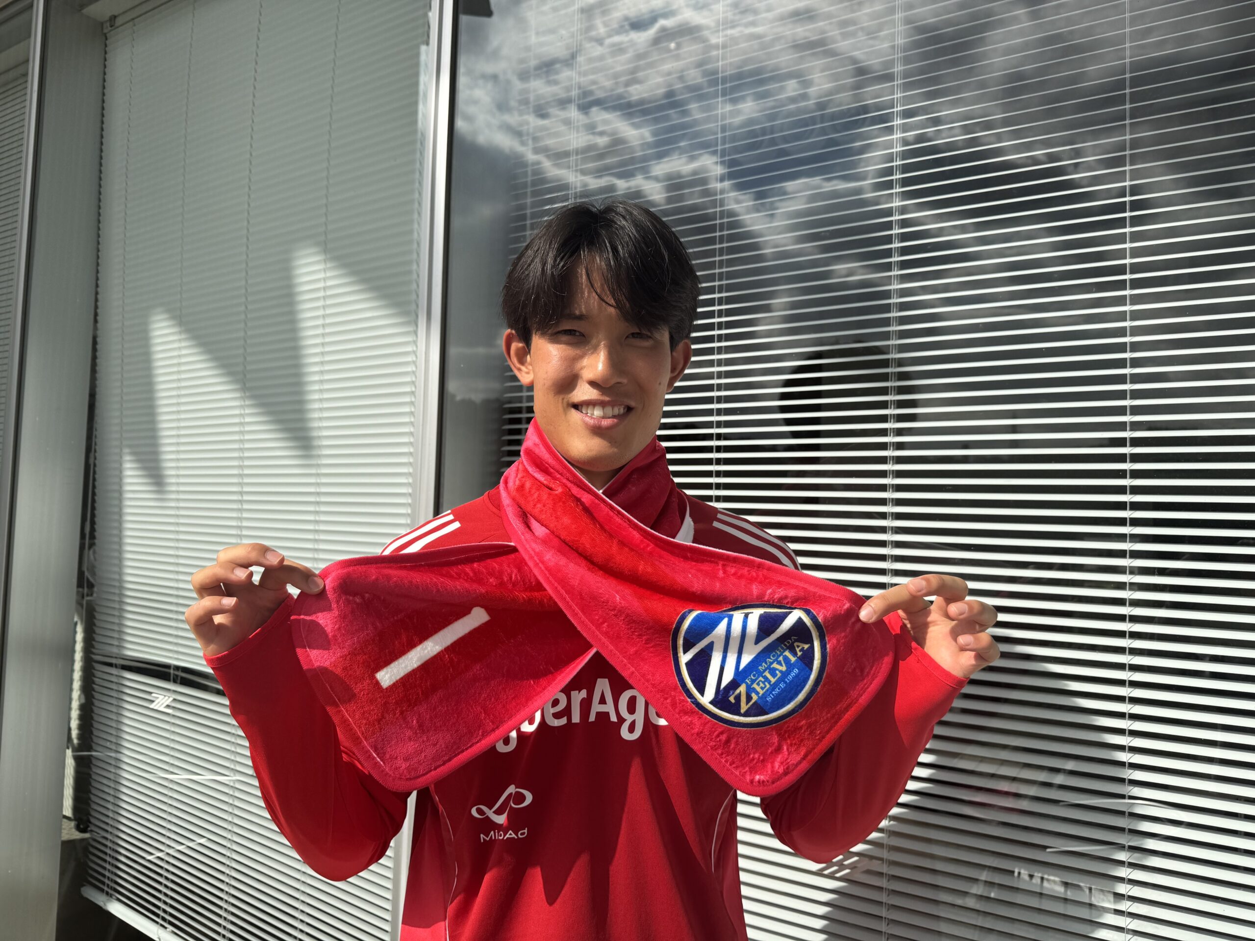 【2025年モデル】町田ゼルビア　ウォーミングアップウェアジャージ【新品未使用】 FC町田ゼルビア 2025ウォーミングアップウェア ジャージ