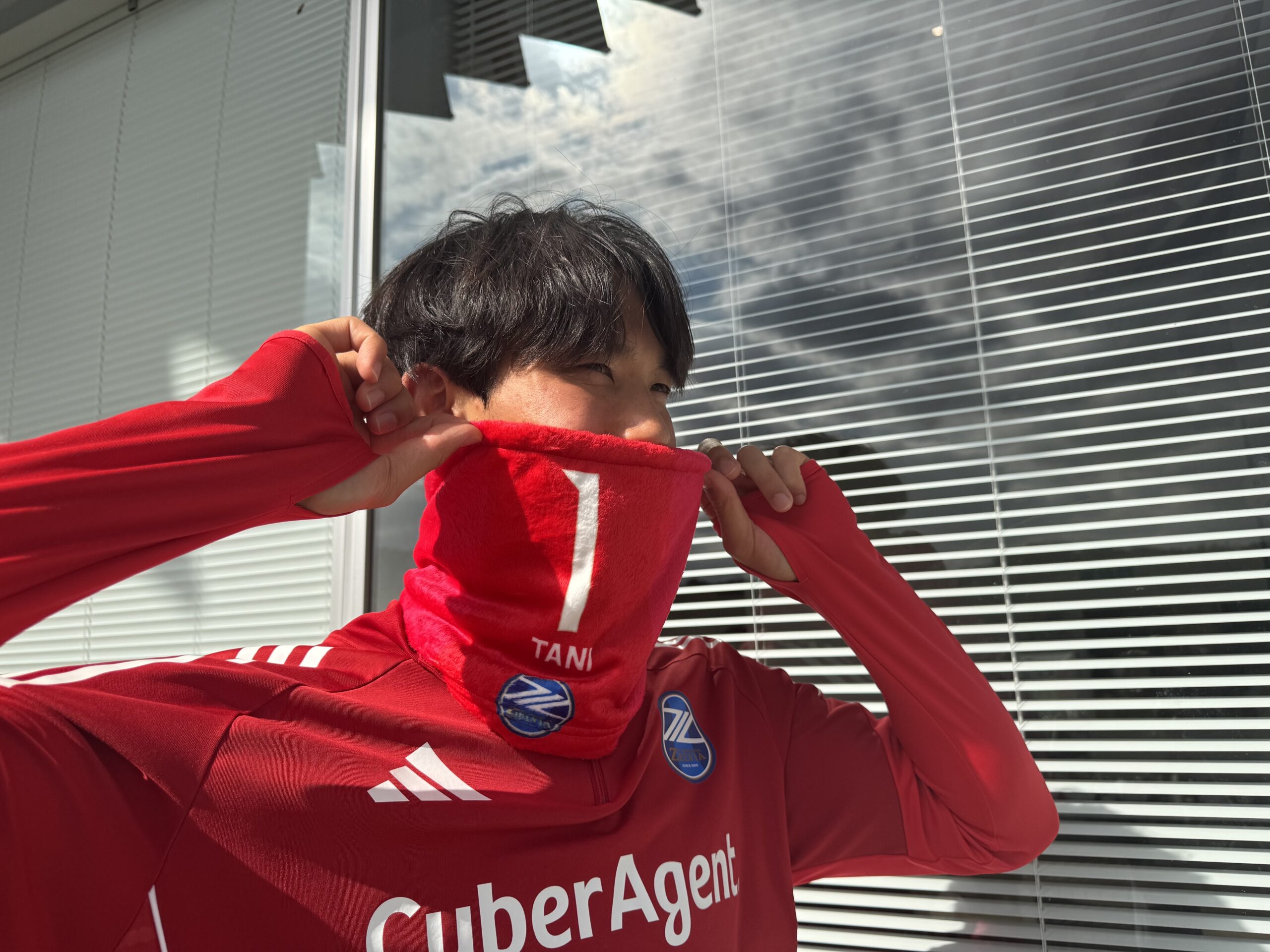 町田ゼルビア　上下セット　ウォーマー　Mサイズ FC町田ゼルビア エンブレム入りセットアップジャージ｜【公式