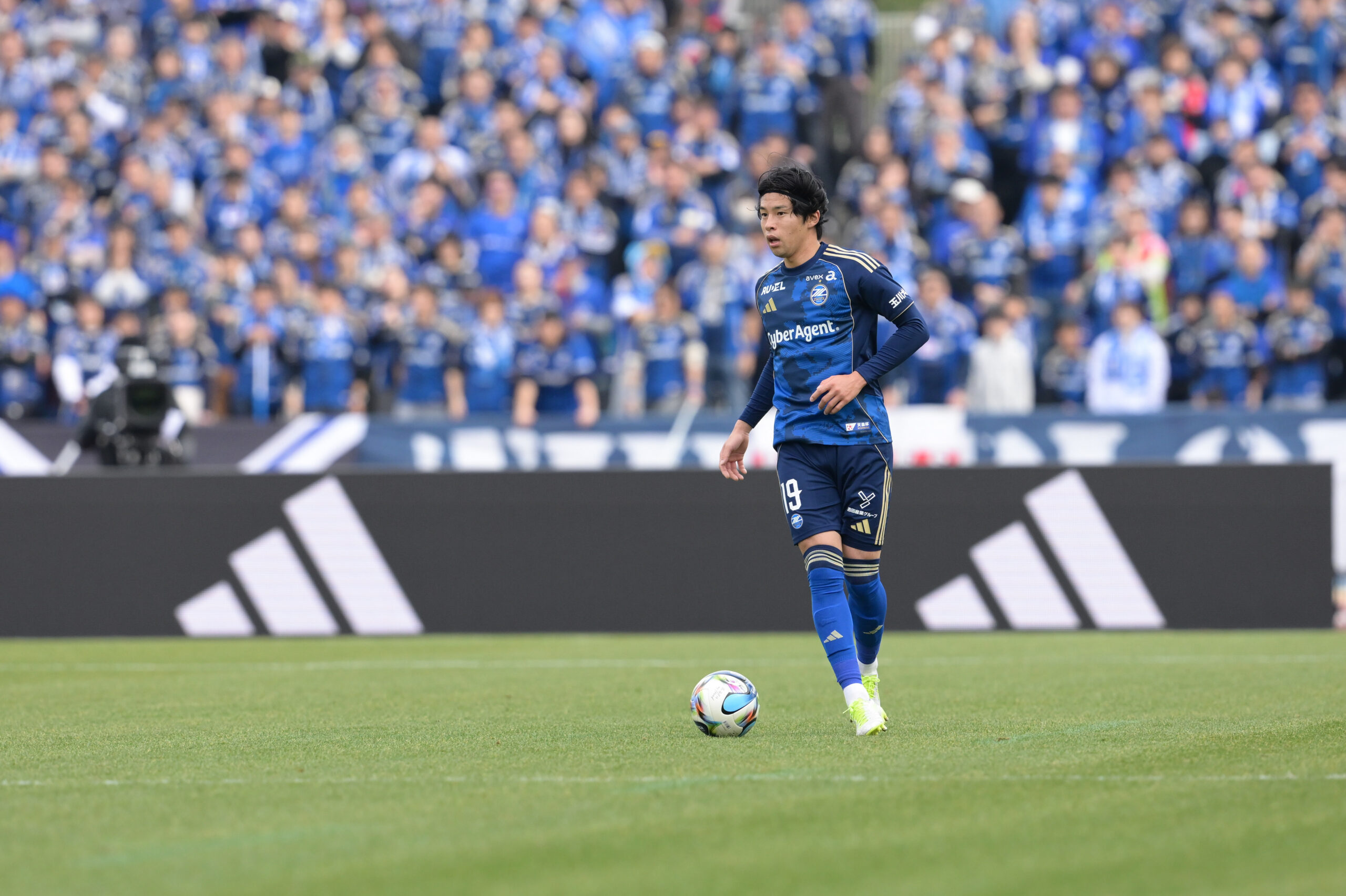 中山雄太選手「サッカーマガジンWEB」掲載のお知らせ